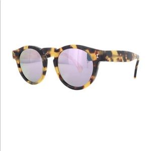 Illesteva tortoise shell sunglasses w/ pink lense